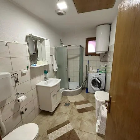 San Апартаменты *